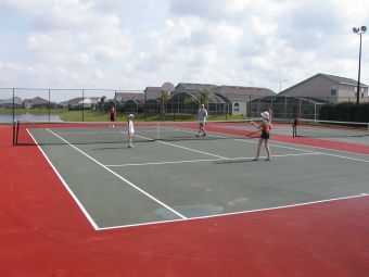 Site provided Tennis courts for the keen tennis player