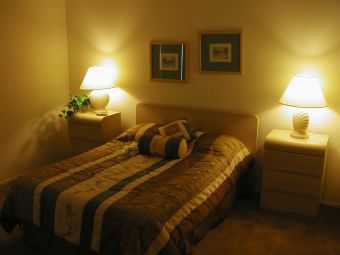 Double bedded room complete with 20` wall mounted TFT cable Tv